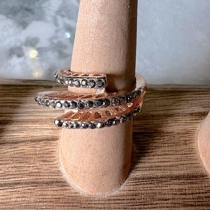 NWT Rose Gold Tone Triple Bar Crystal Ring, Size 7